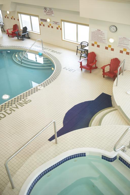 Gold Eagle Lodge Север Батлфорд Экстерьер фото