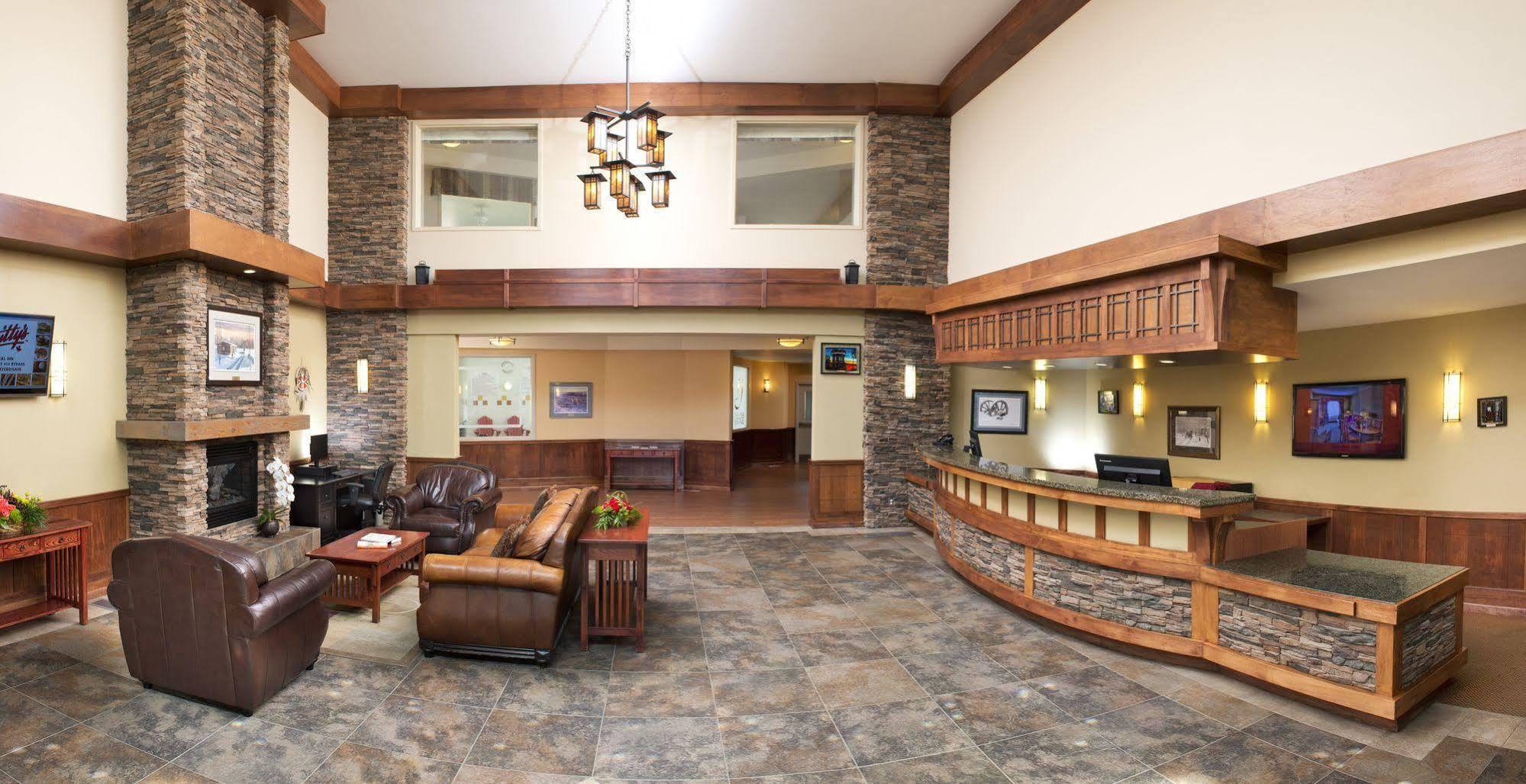 Gold Eagle Lodge Север Батлфорд Экстерьер фото