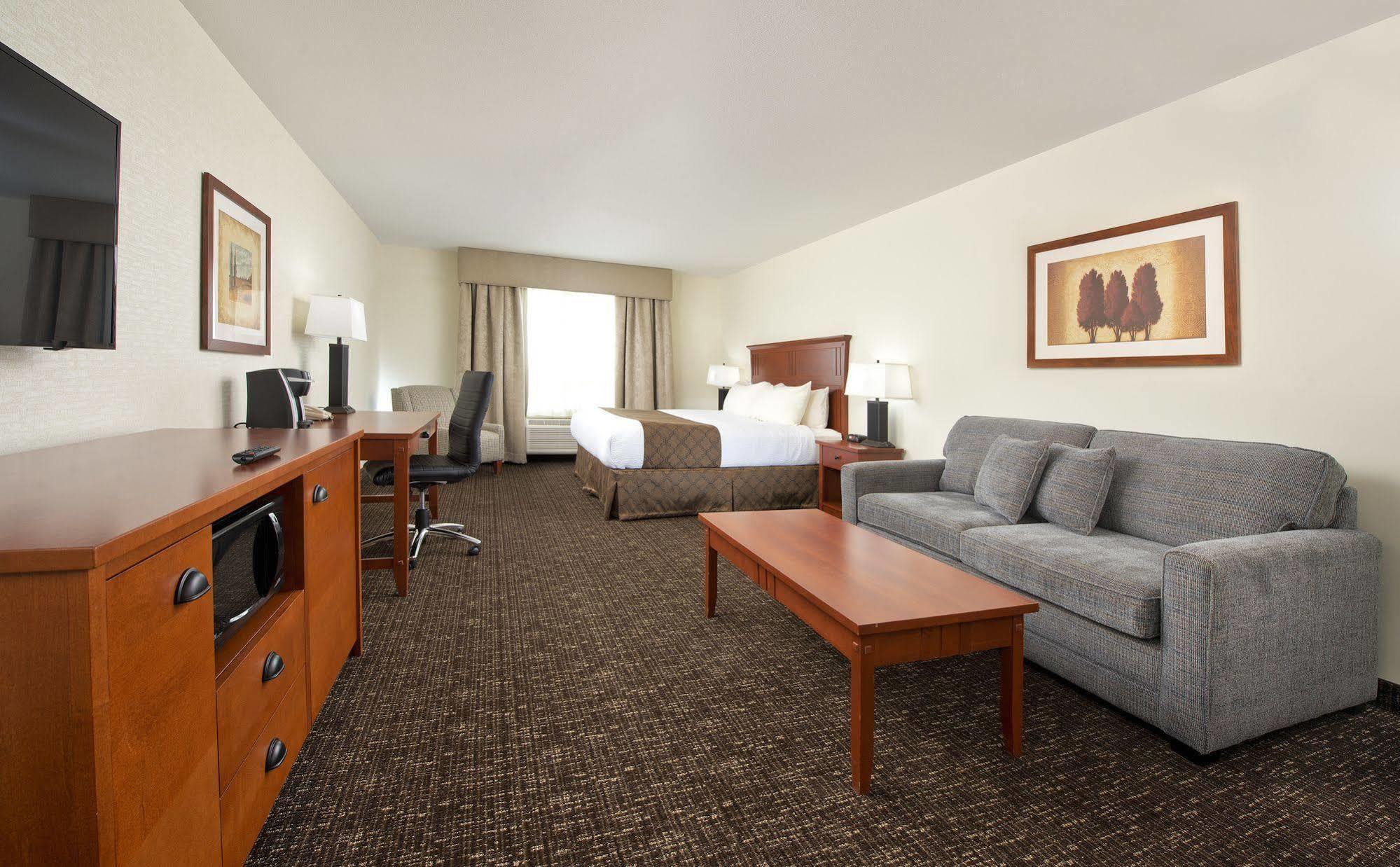 Gold Eagle Lodge Север Батлфорд Экстерьер фото