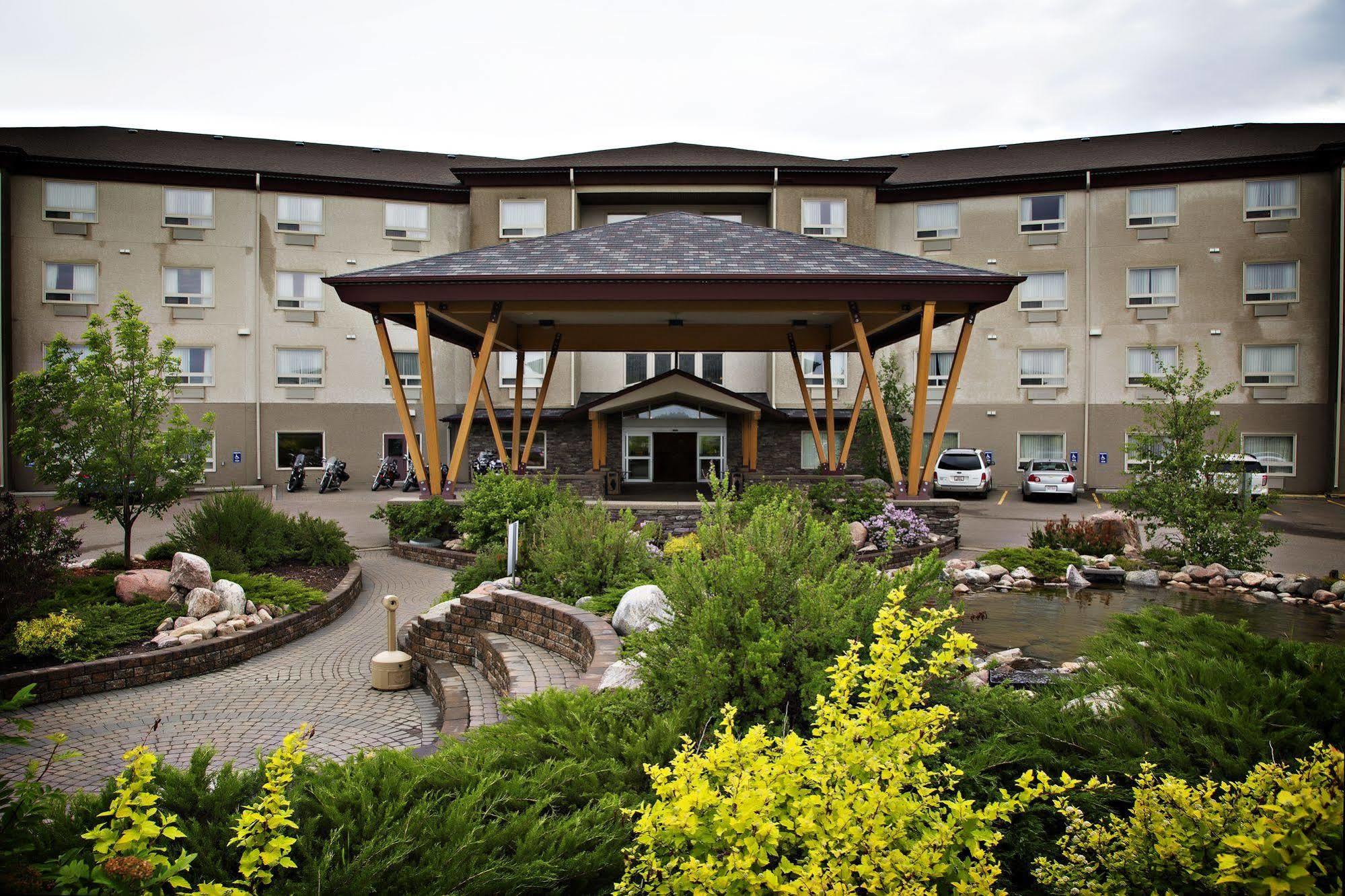 Gold Eagle Lodge Север Батлфорд Экстерьер фото